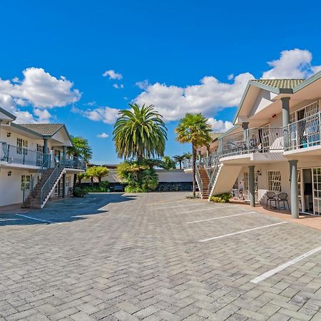 Silver Fern Rotorua Suites&Spa Exterior foto The Palms Motel