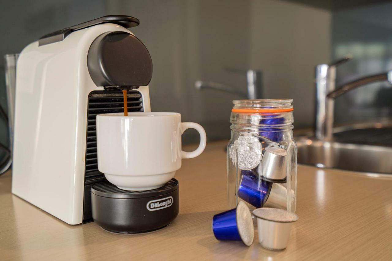 Silver Fern Rotorua Suites&Spa Exterior foto A Nespresso machine