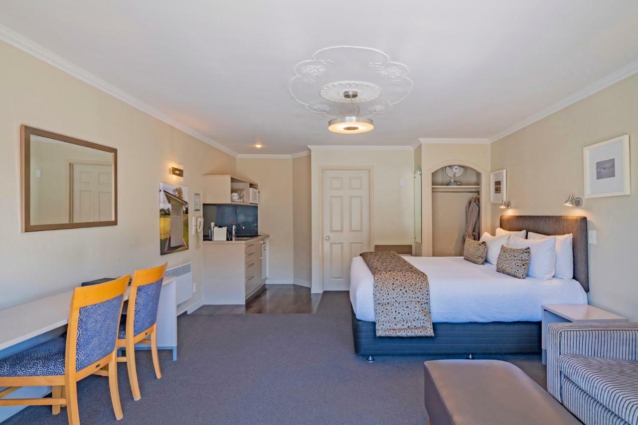 Silver Fern Rotorua Suites&Spa Exterior foto A studio apartment in New Zealand
