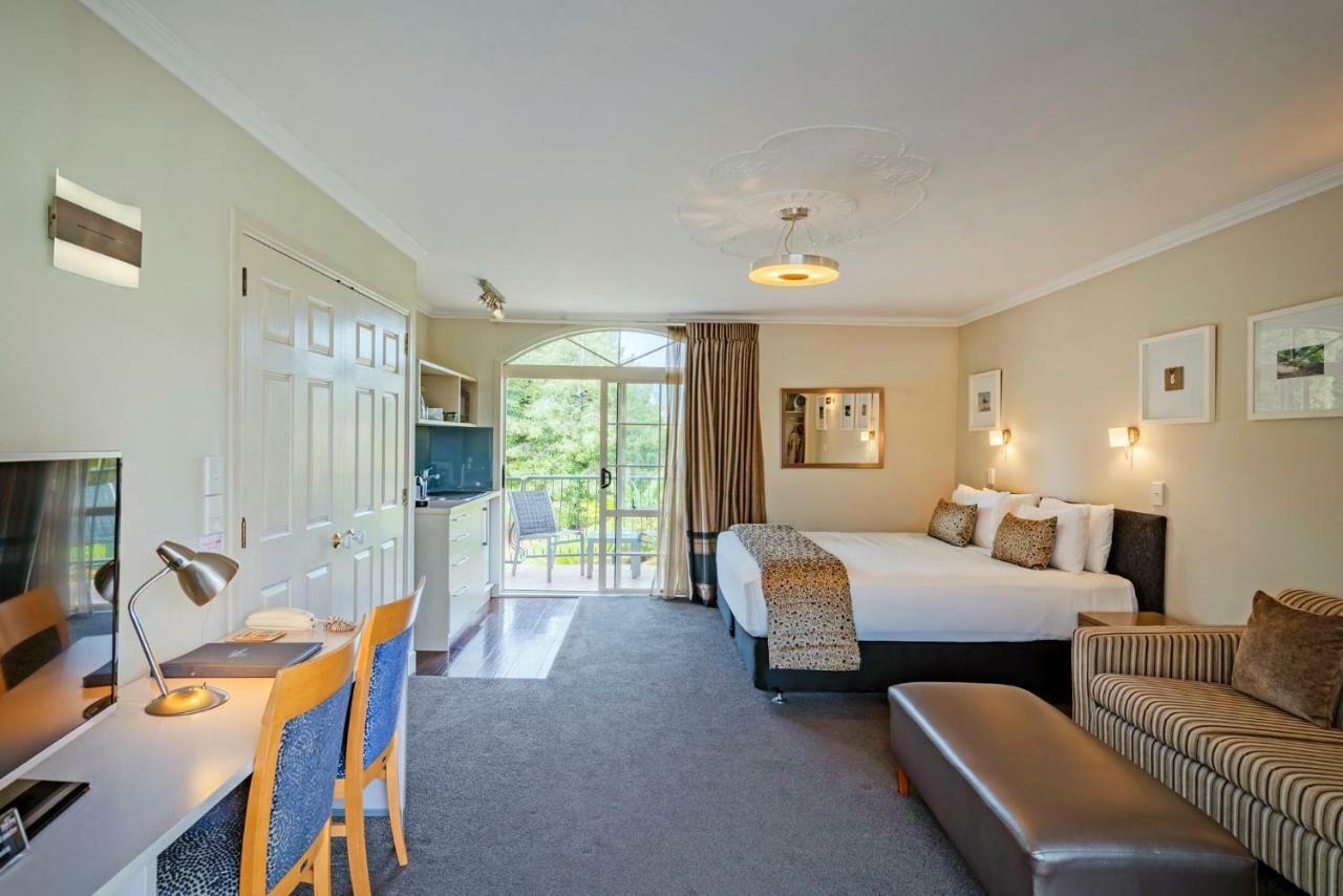 Silver Fern Rotorua Suites&Spa Exterior foto Studio apartment