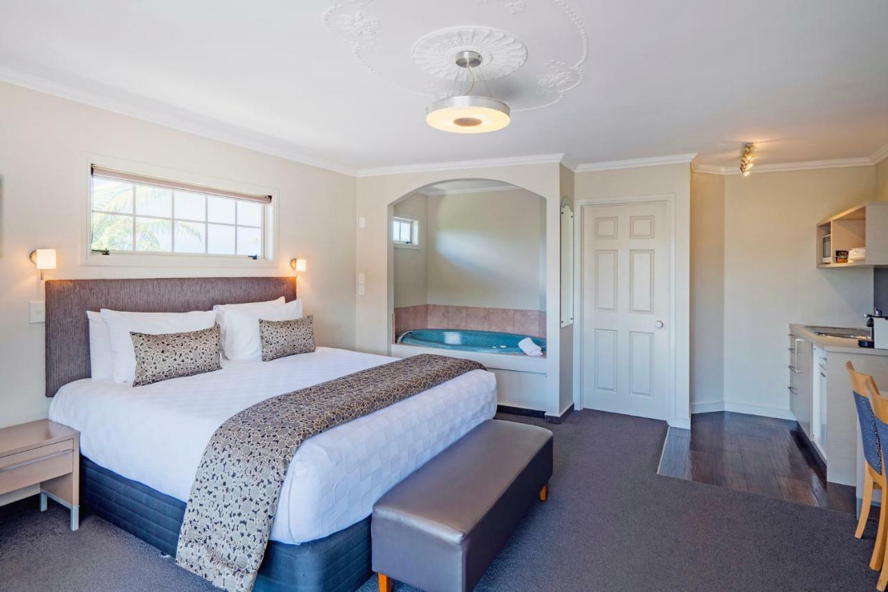 Silver Fern Rotorua Suites&Spa Exterior foto A suite at the hotel